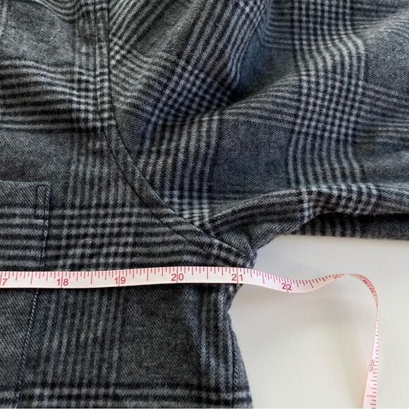 Club Monaco LS Overshirt - Picture 10 of 12